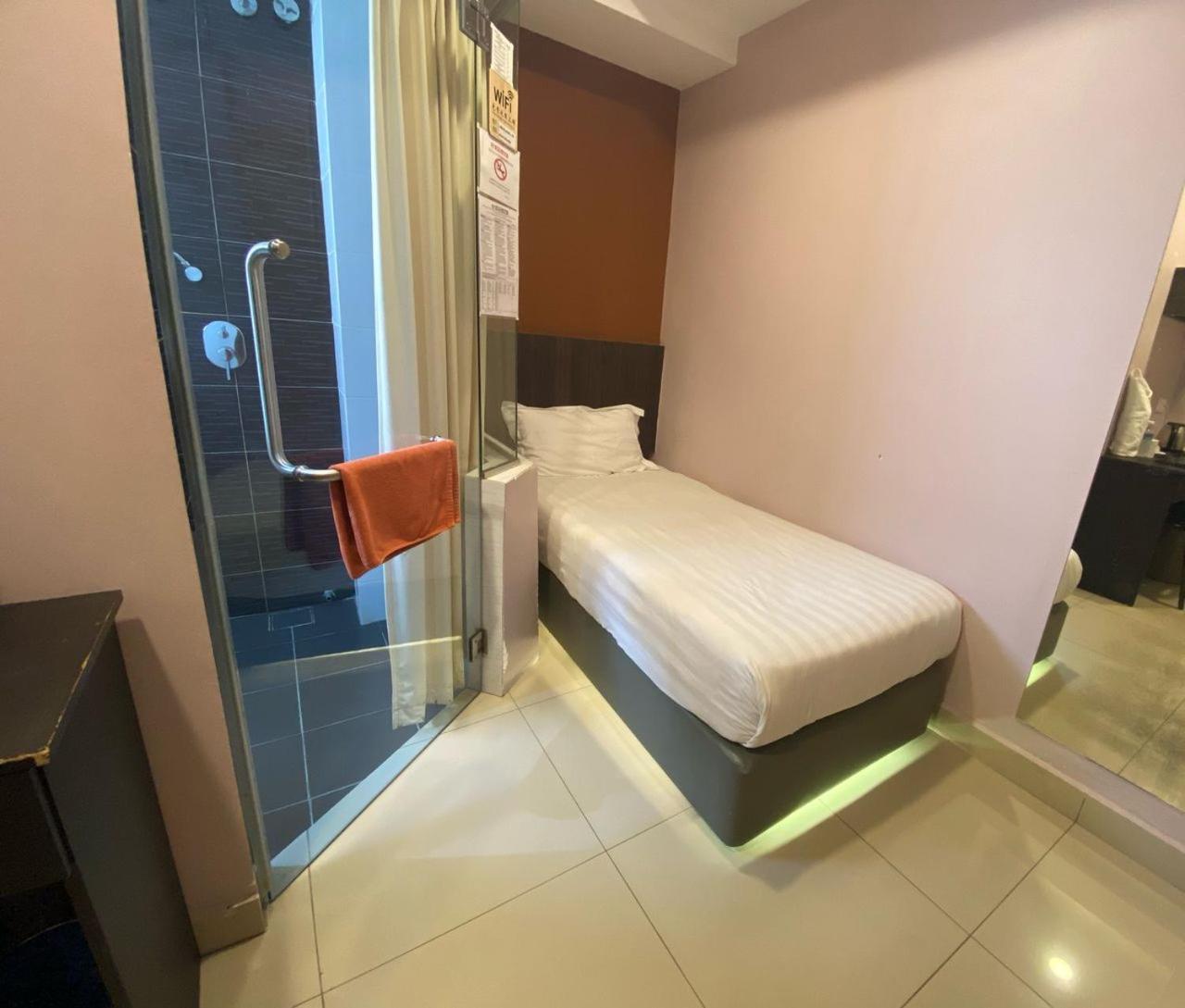 Hotel Vevo Puchong Malaysia Luaran gambar